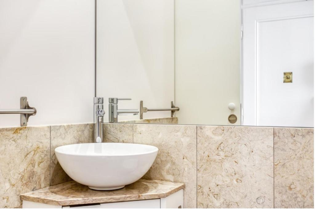 Luxurious 1 Bedroom In Downtown Apartamento *
